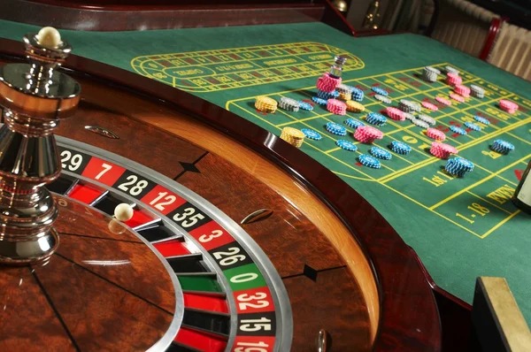 Choose your stake before each spin Stake selection interface for Golden Toad on edutoro
